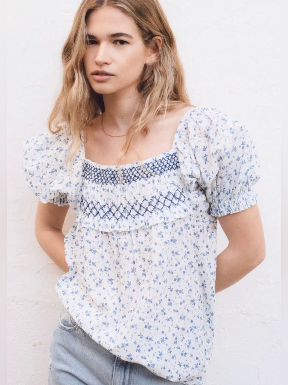 [NWT] $140 SONMER Friday top cotton top in white and blue floral. Size Small